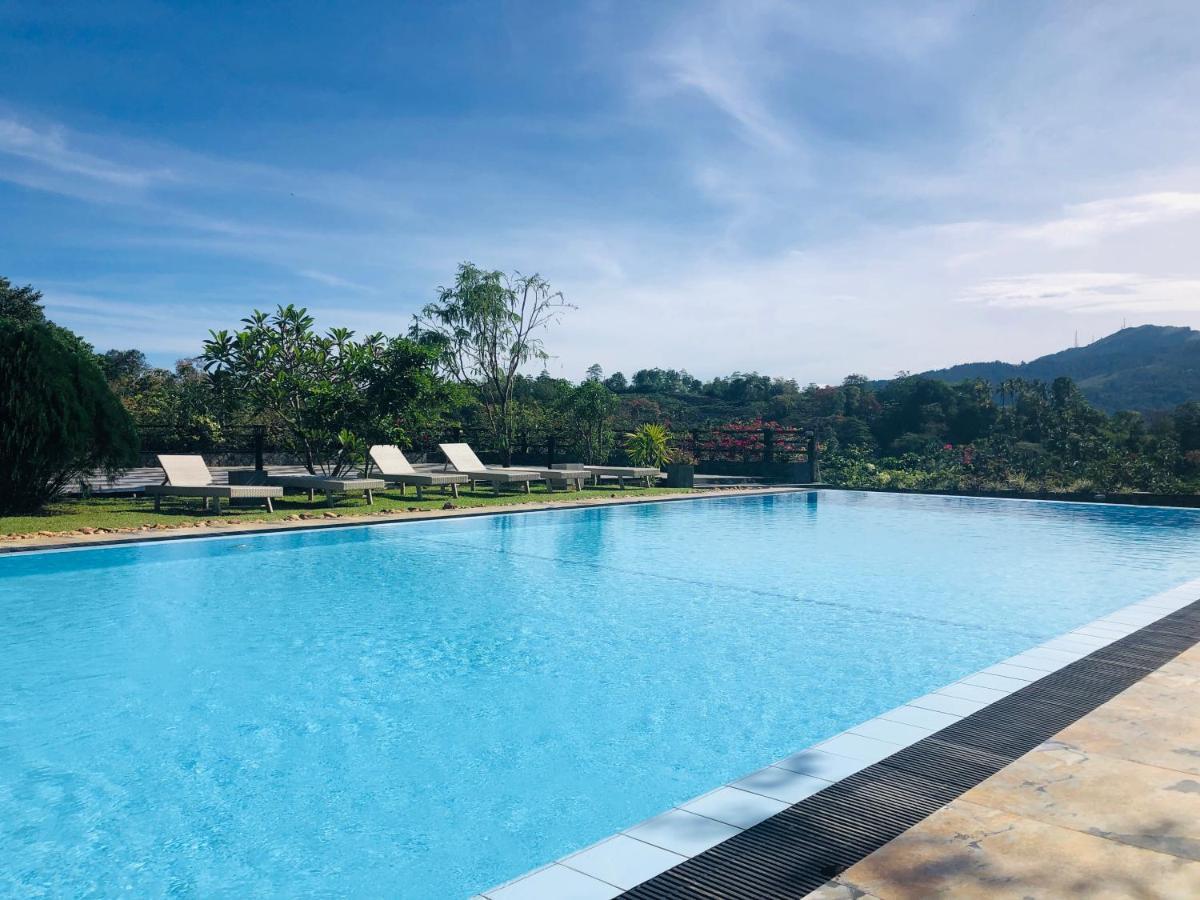 Elegant Hotel Κάντι Εξωτερικό φωτογραφία