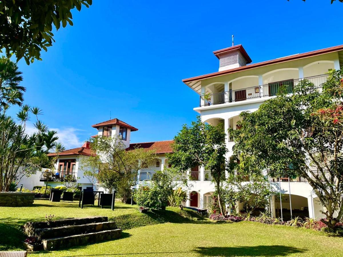 Elegant Hotel Κάντι Εξωτερικό φωτογραφία
