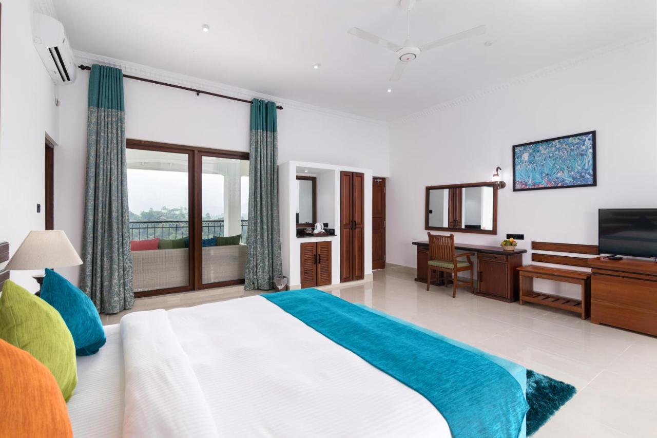 Elegant Hotel Κάντι Εξωτερικό φωτογραφία